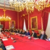 Tavolo_conferenza.jpg